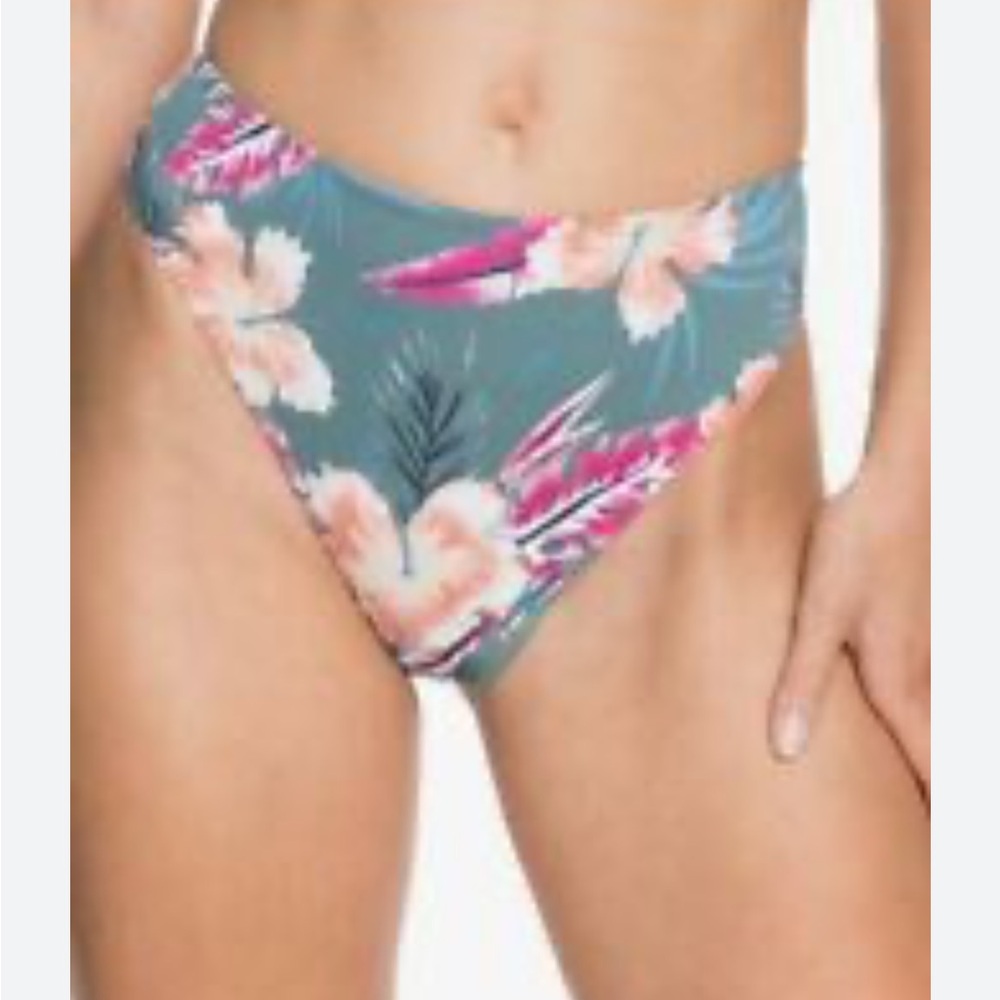 ROXY Bikini Bottom Size Medium Floral High Waisted Moderate Coverage
